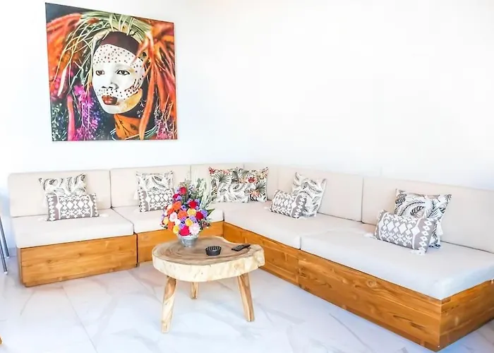 Hakem Elegant And Modern 4 Bedrooms Pool View