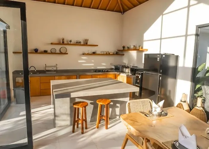 Hakem Elegant And Modern 4 Bedrooms Pool View
